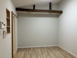 立派な梁を活かした生まれ変わった京町家